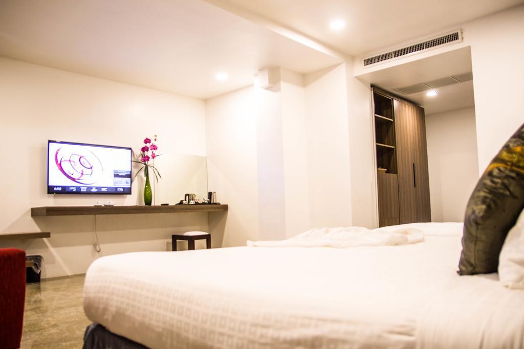 แฟมิลี บูทิก โฮเต็ล Hotel เวียงจันทน์ ภายนอก รูปภาพ